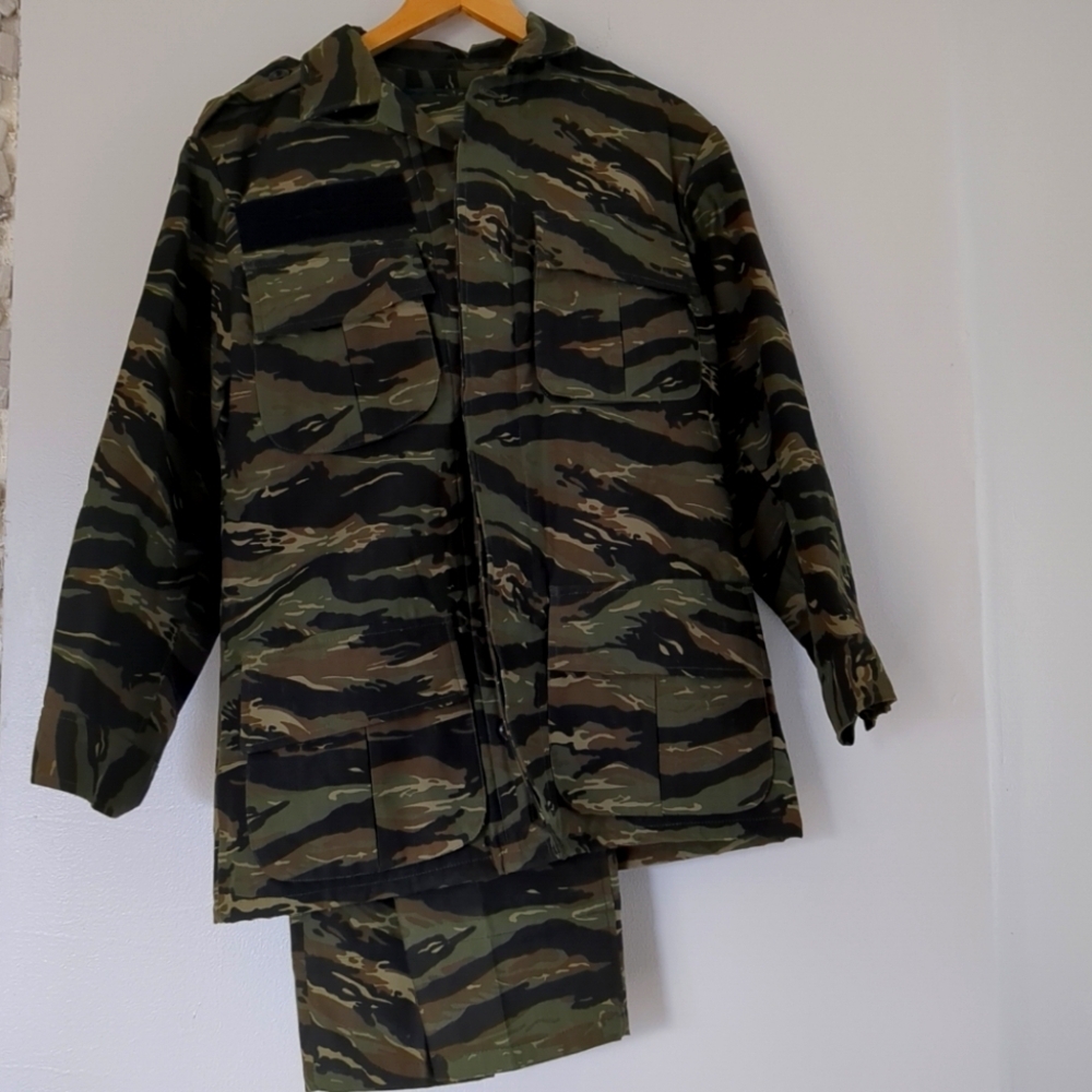 NWOT Bushline Jacket and Pants Youth Pants 26x26 Cotton Hunting Outdoors Camo